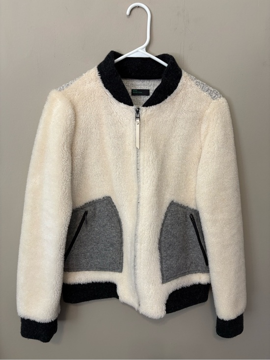 United Colors Of Benetton Jackets & Blazers - Stile Benetton rare Cream & Gray Shearling-Style wool bomber Jacket